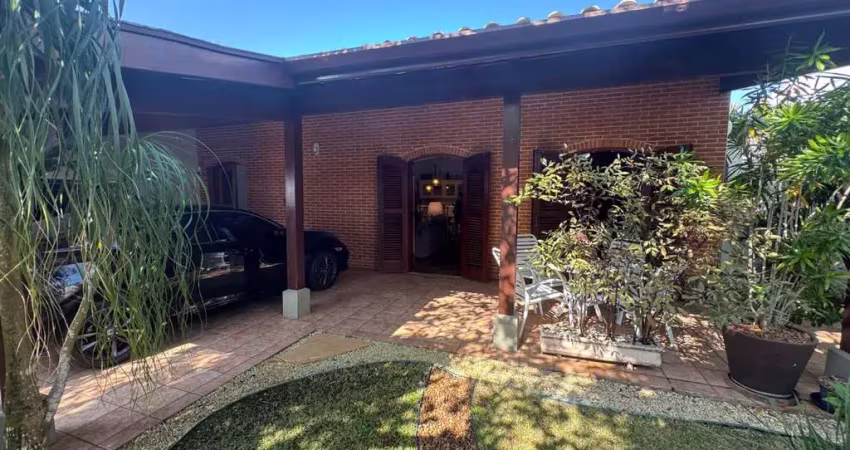Casa para venda em itanhaém, centro, 3 dormitórios, 5 banheiros, 3 vagas