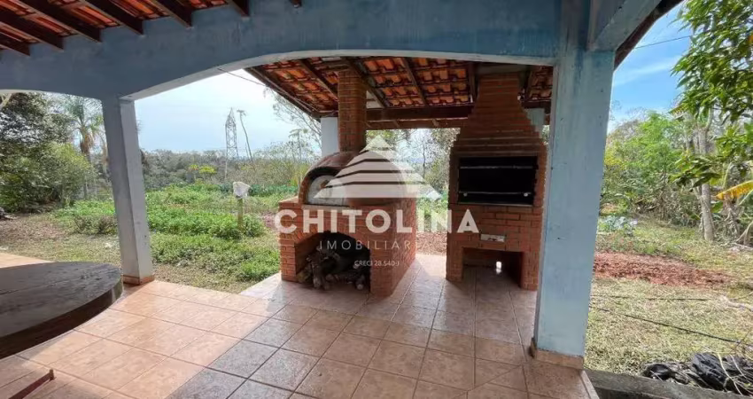 Chácara em alambari (tijuco preto) – 5 quartos, 3 suítes, 540 m² de área construída