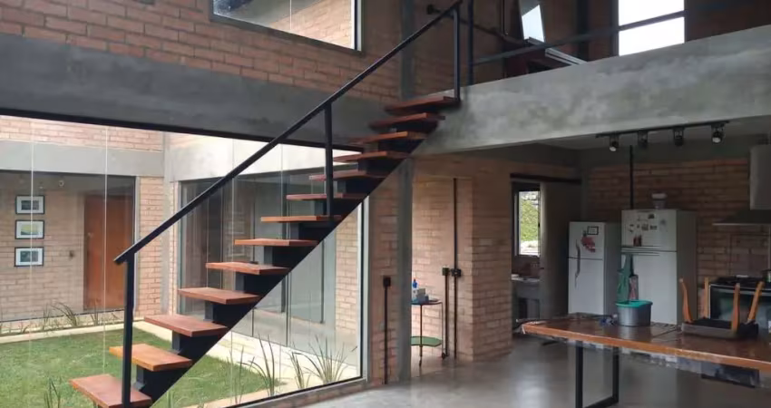 Casa com 3 dormitórios à venda, 184 m² por r$ 890.000,00 - condomínio chácaras arumã - sarapuí/sp