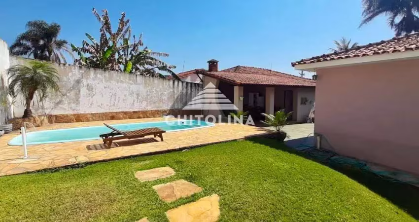 Casa com 3 quartos à venda no Centro, Sarapuí 