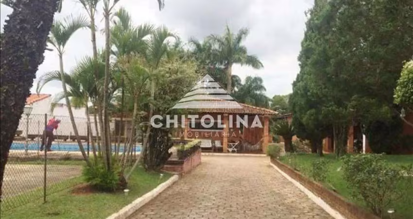 Chacára dentro da cidade à venda, com 2.325 m² de área total