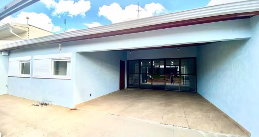 Sobrado com 4 dormitórios, 334 m² - venda por r$ 900.000,00 ou aluguel por r$ 8.536,06 - centro - itapetininga/sp