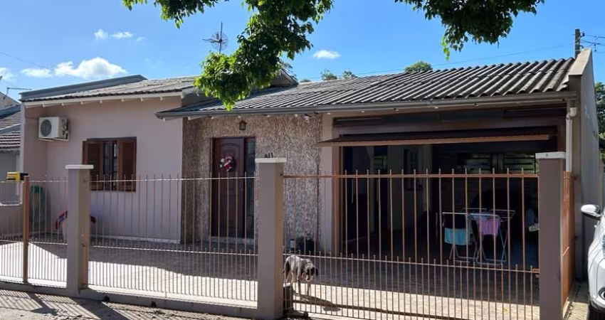 Casa de 3 Dormitórios no Jardim do Bosque