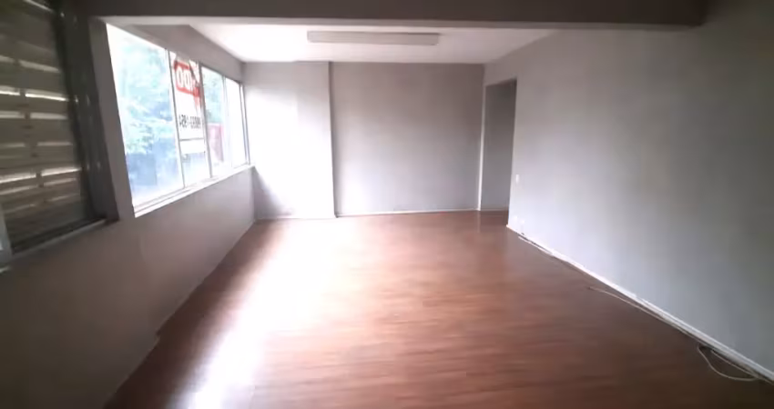 Apartamento de 2 quartos com area externa tipo garden na ataulfo de paiva leblon