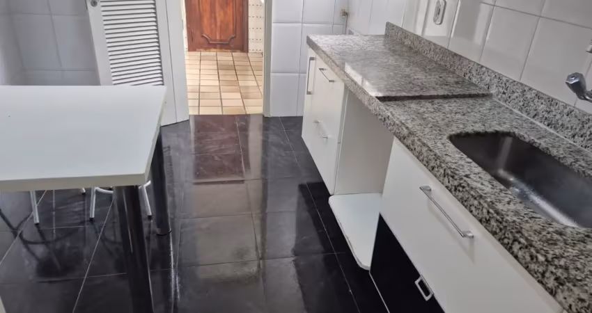 Apartamento com 3 quartos para alugar na Tijuca, Rio de Janeiro 