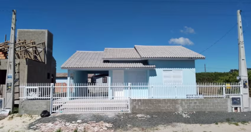 Casa à venda – Nova e Financiável!