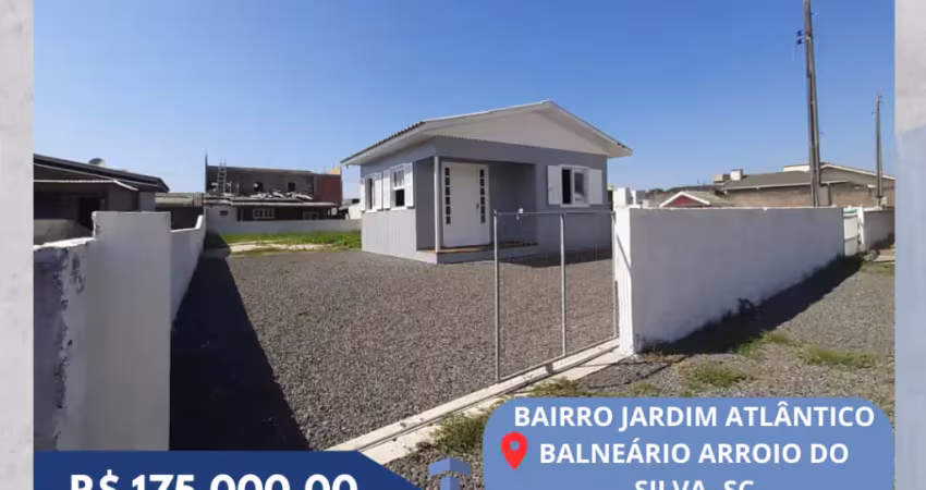 Casa mista escriturada – rua pavimentada no jardim atlântico! imóvel pronto para morar ou investir, em ótima localização, perto do mercado das frutas e a poucos minutos do mar.
