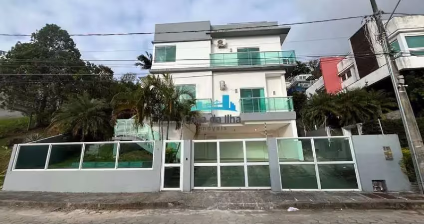 Casa em condomínio fechado com 5 quartos para alugar no Córrego Grande, Florianópolis 