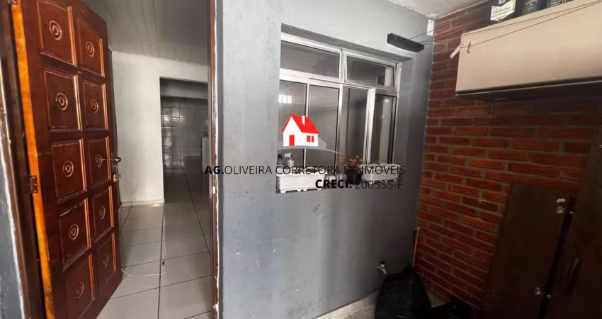 CASA PARA LOCAÇÃO - SANTA TEREZINHA - 01 QUARTO - 60m² - R$ 1.150,00