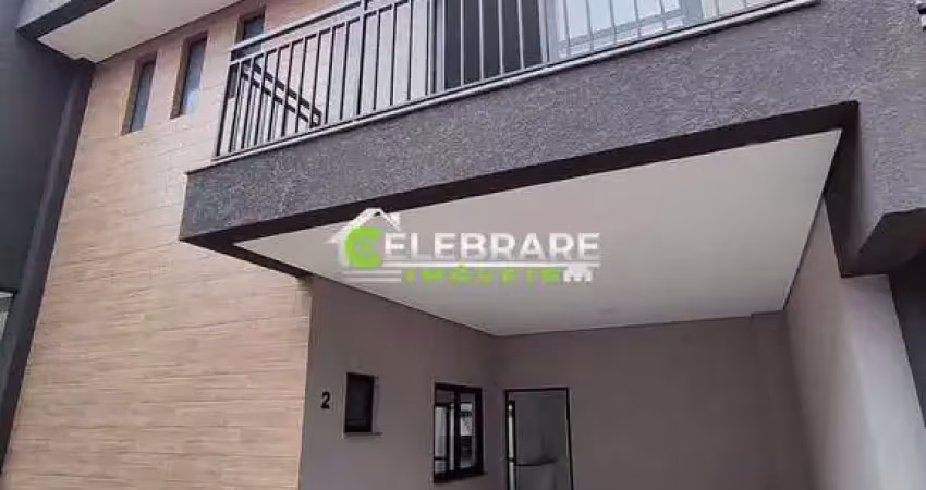 Sobrado novo sta cândida,02 suítes,sacada,churrasq.,ensolarado