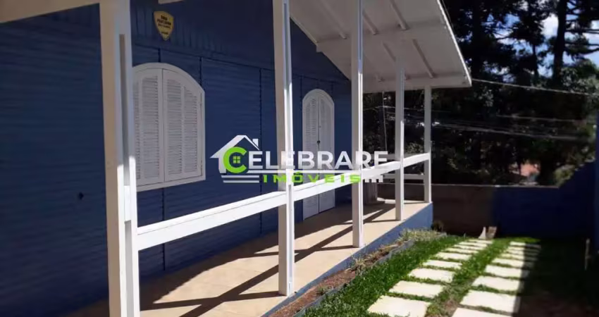 Ótima casa no cachoeira! 02 qtos,suíte,varanda,amplo terreno