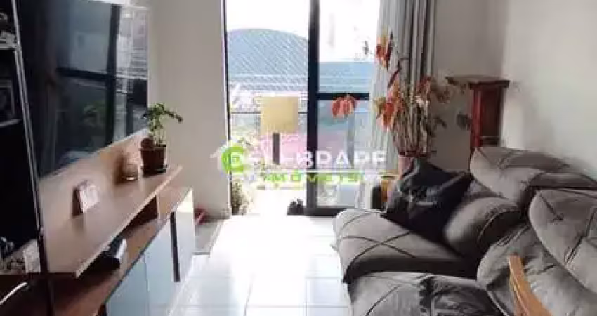 Apto centro de pinhais,03 qtos,sacada,garagem,ótima localização