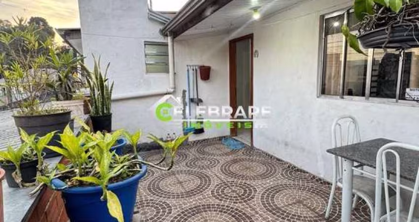 CASA COM LOTE EM COLOMBO!!! PRÓX.A AVENIDA SÃO GABRIEL