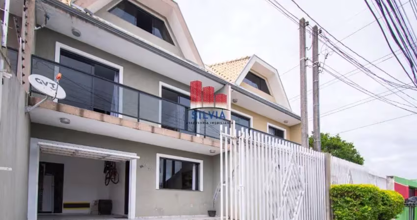Lindo Sobrado Triplex com 123m², 3 quartos, 2 vagas de garagem, na melhor região do Capão Raso.