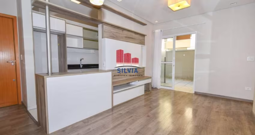 OPORTUNIDADE!! Lindo Apartamento GARDEN no Novo Mundo com 2 quartos sendo uma suíte, elevador e espaço com churrasqueira!