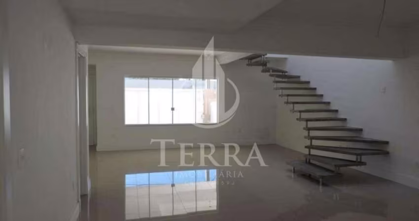 Casa Geminada a venda com 175m² de área privativa no Bairro Praia Brava em Itajaí.