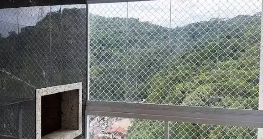 Apartamento para locação no residencial ile de france localizado no bairro carvalho em itajaí.