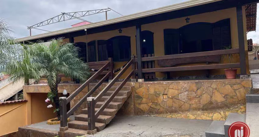 Casa com 3 dormitórios à venda, 200 m² por R$ 700.000,00 - Conceição de Itaguá - Brumadinho/MG