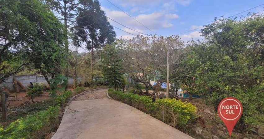 Chácara com 3 dormitórios à venda, 4 m² por R$ 620.000,00 - Condomínio Quintas do Rio Manso - Brumadinho/MG