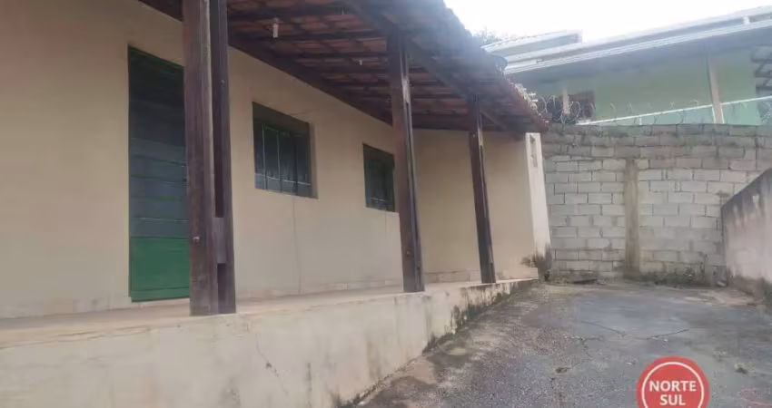 Casa com 1 dormitório para alugar, 100 m² por R$ 819,84/mês - São Bento - Brumadinho/MG