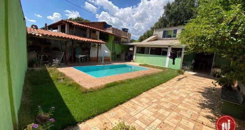 Casa com 12 dormitórios à venda, 535 m² por R$ 700.000,00 - Bom Jardim - Mário Campos/MG