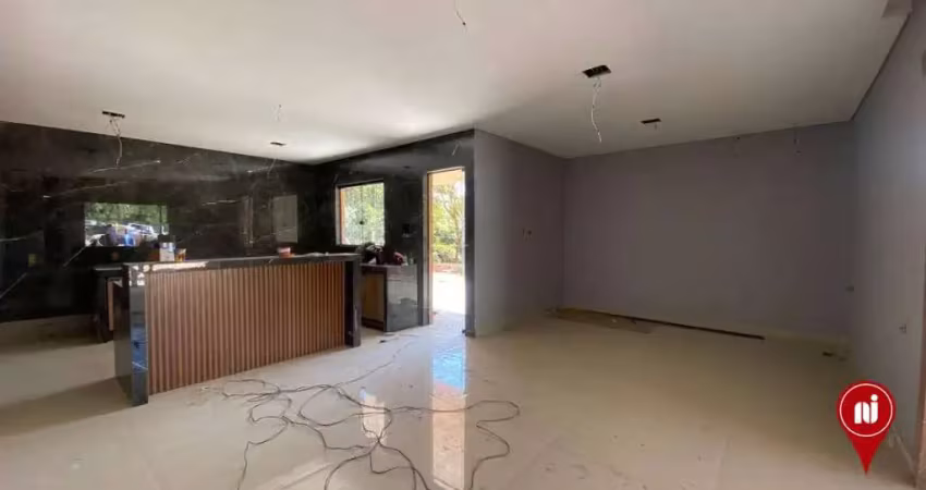 Casa com 3 dormitórios à venda, 188 m² por r$ 790.000 - serra azul - sarzedo/mg