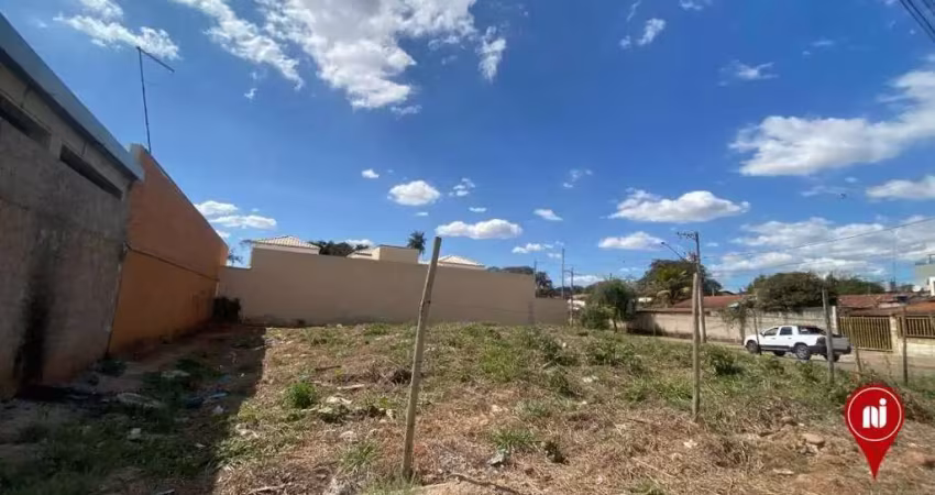 Terreno à venda, 1009 m² por r$ 300.000 - jardim anchieta - sarzedo/mg