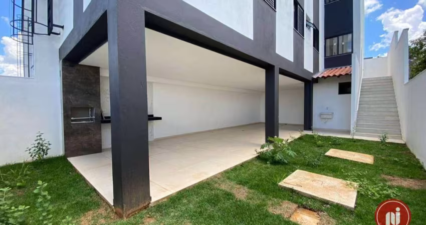 Casa com 3 dormitórios para alugar, 103 m² por R$ 2.525,00/mês - Tiradentes - Betim/MG