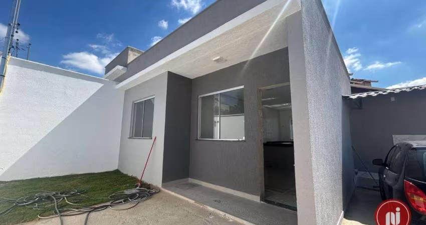 Casa com 2 dormitórios à venda, 54 m² por R$ 420.000 - Vila Verde - Betim/MG
