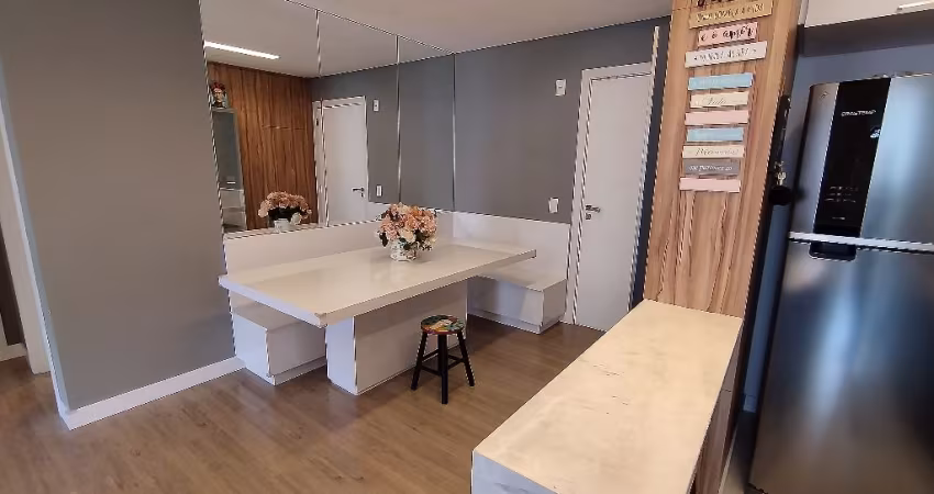 Lindo apartamento com 2 quartos, sendo 1 suíte à venda no bairro Bom Retiro em Joinville - SC por R$ 520.000,00.