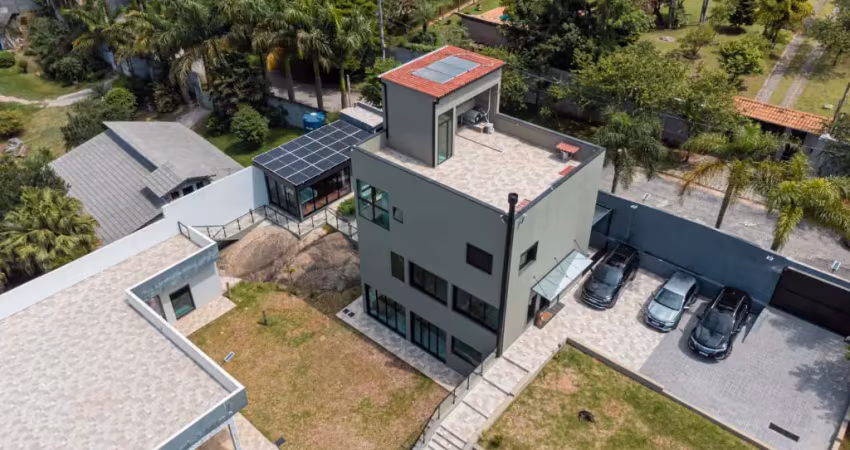Casa  de alto padrão para vender ou alugar