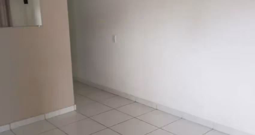 Casa com 2 quartos para alugar no Reneville, Mairinque 
