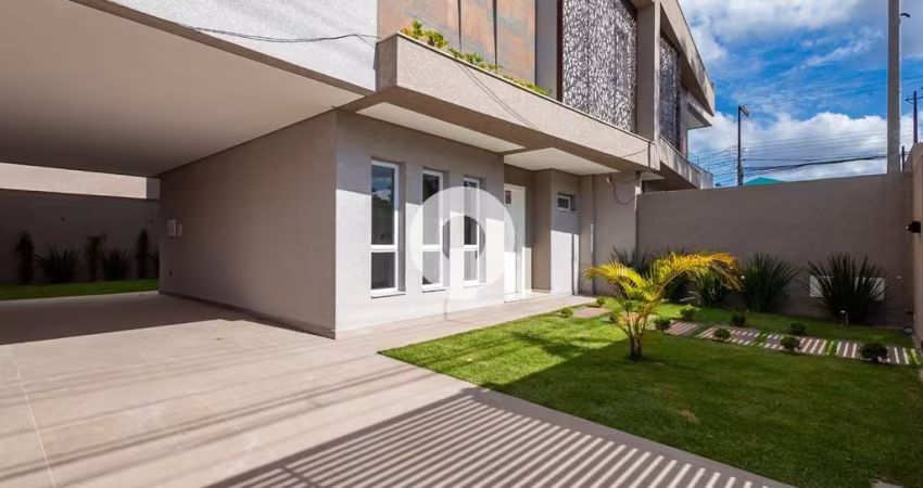 Sobrado à venda com 3 suítes e quintal