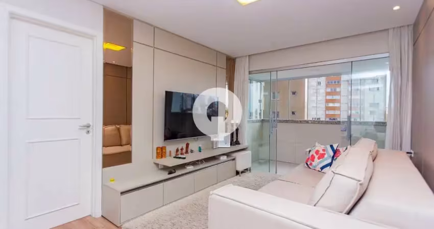 Apartamento reformado com 145m² à venda no juvevê - vista definitiva e porteria fechada