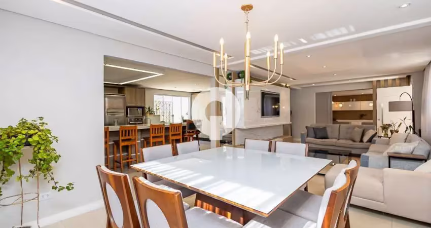 Casa à venda com 4 quartos, edícula, reformada no barreirinha - 388m²
