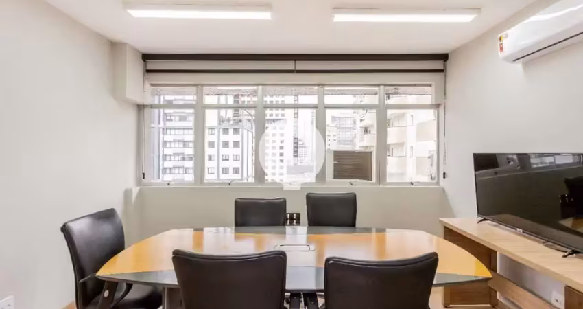 Salas comerciais à venda unificáveis, reformadas, com 2 vagas no centro