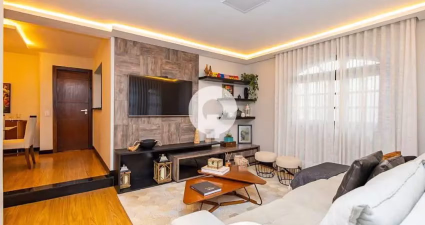 Casa térrea reformada com 219m² com edícula e piscina