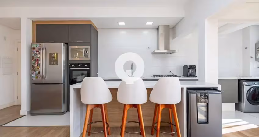 Apartamento pronto para morar , face norte, no bairro água verde