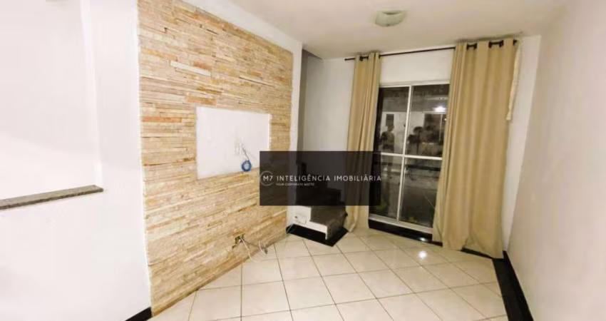 Excelente sobrado de condominio com 02 dormitórios + 02 vagas + piscina !!