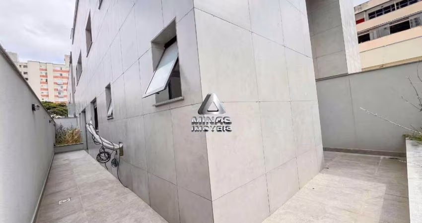 Linda área privativa no Santo Agostinho ao lado do Mater Dei