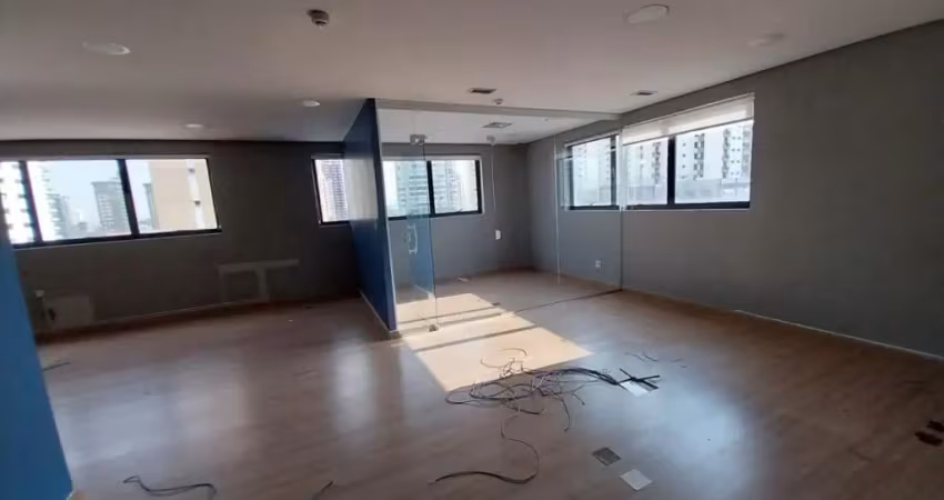 Sala comercial no tatuapé /  4 banheiros / 4 vagas /  220m²