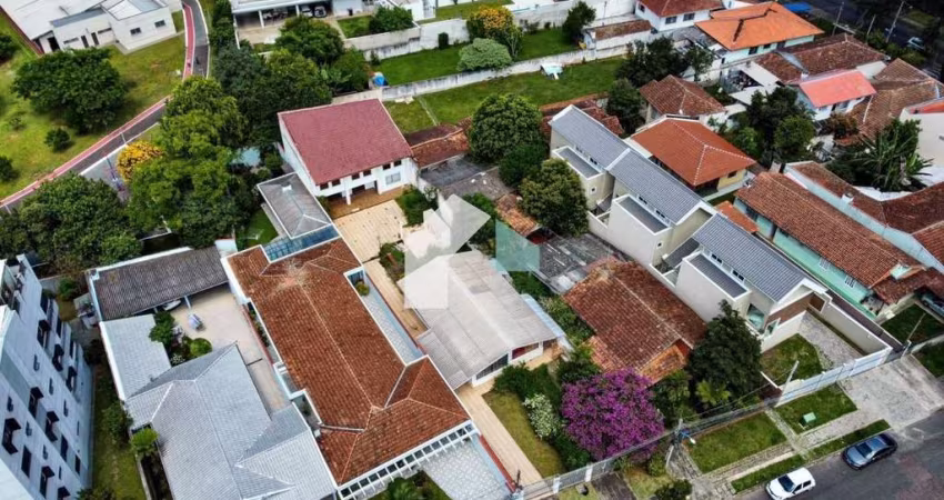 Terreno à venda na Rmã Carmelita Maria, 81, Bacacheri, Curitiba