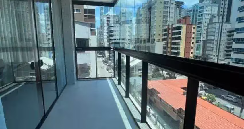 &#127775; apartamento decorado à venda: o luxo e conforto se encontram na praia! &#127775;
