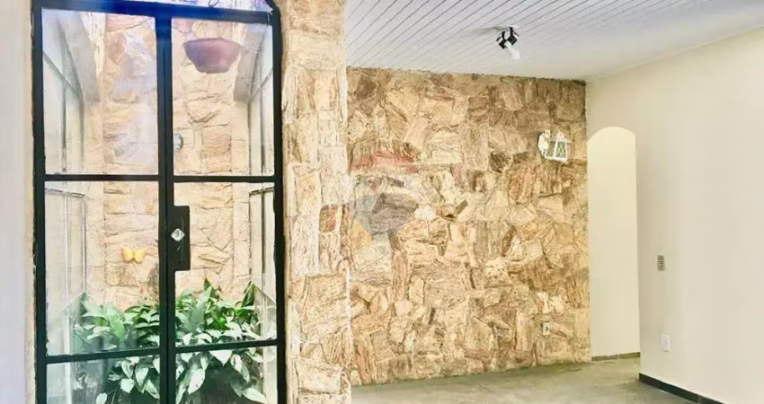 Casa com 3 quartos para alugar no Centro, Atibaia 