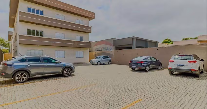 Apartamento térreo com quintal e churrasqueira, 2 dormitórios, suíte e 2 vagas