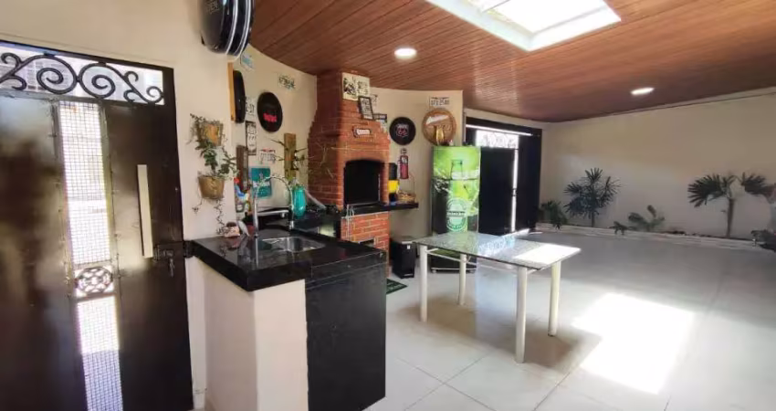 Casa com 3 quartos à venda na Vila Santa Maria, Americana 