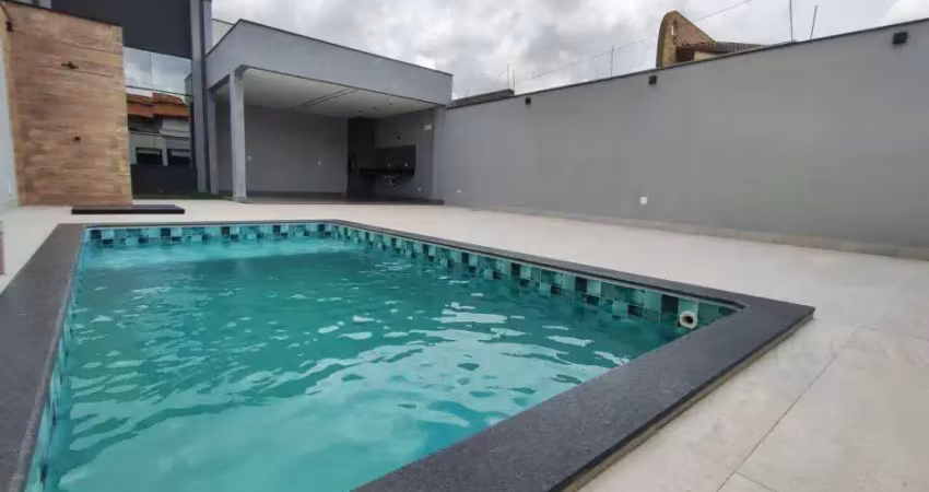 Casa com 3 quartos à venda no Parque Novo Mundo, Americana 