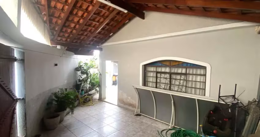 Casa com 2 quartos à venda em Antônio Zanaga II, Americana 