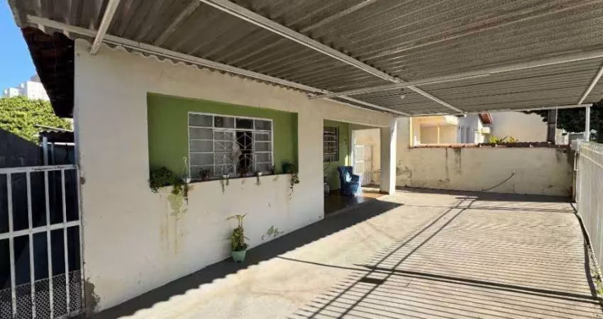 Casa com 3 quartos à venda na Vila Galo, Americana 