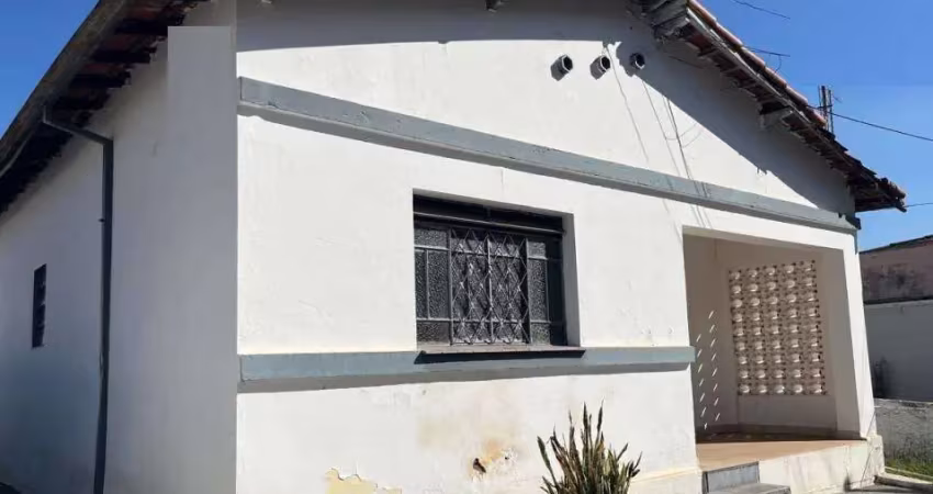 Casa com 2 quartos à venda no Centro, Americana 